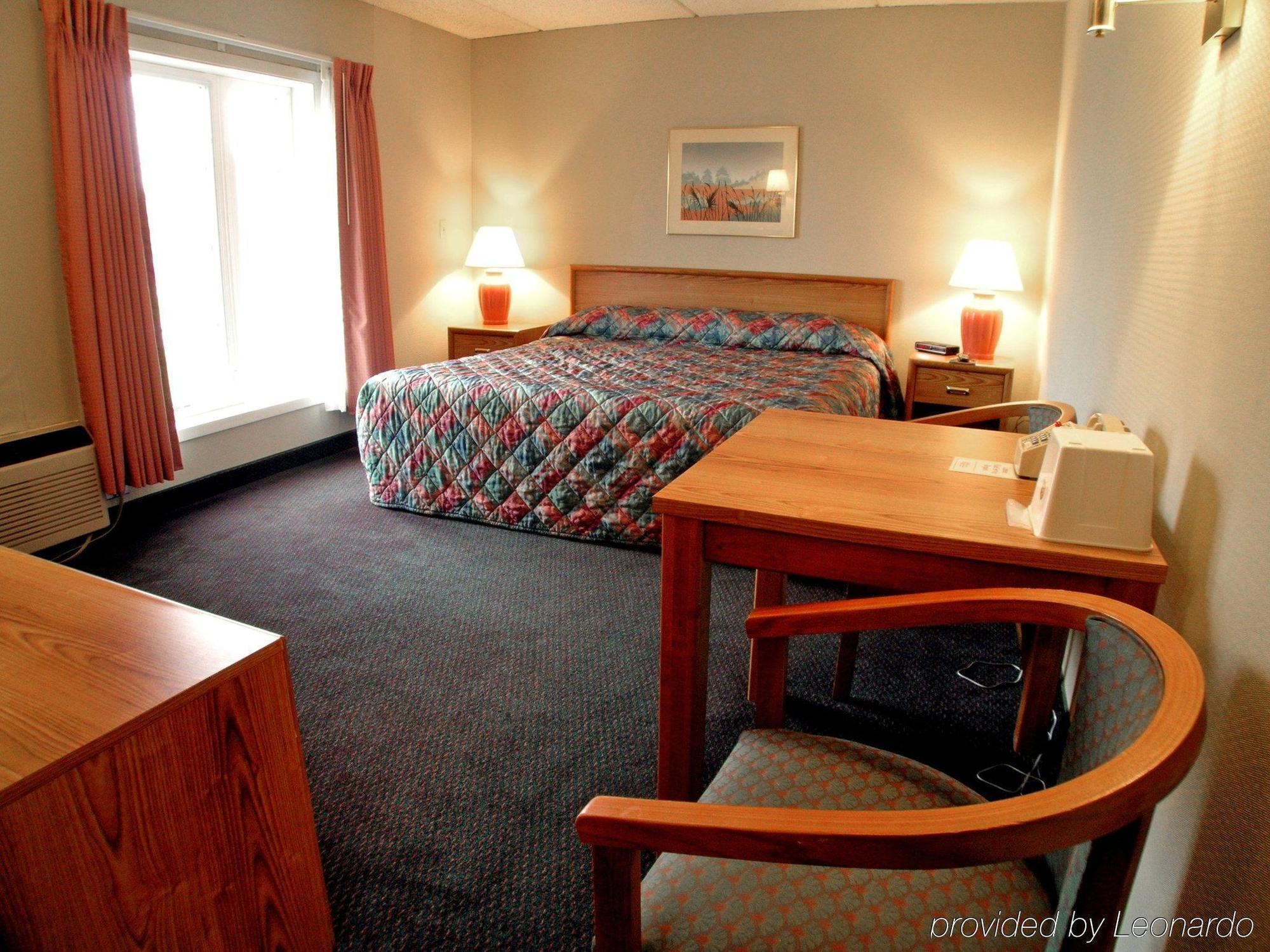 Americas Best Value Inn And Suites St. Cloud Saint Cloud Room photo