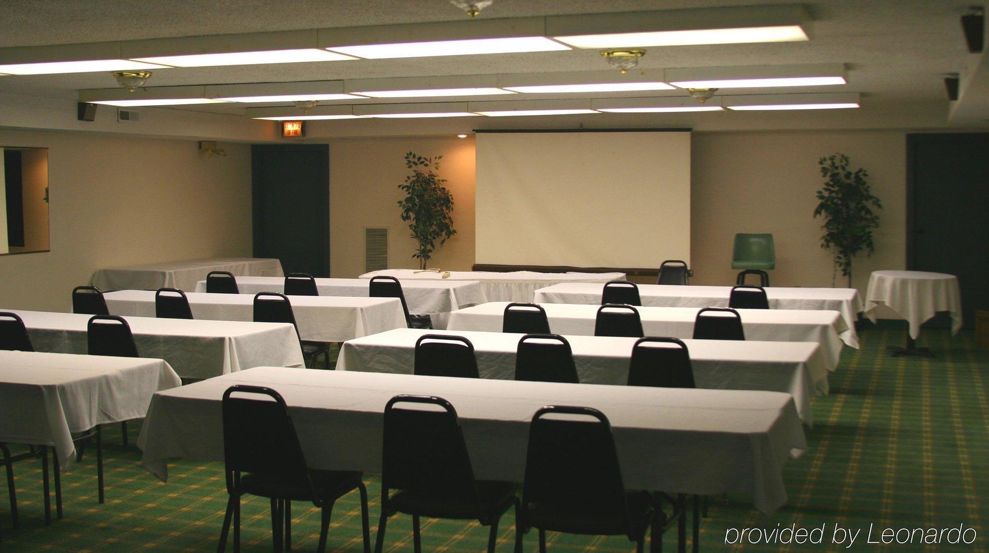 Americas Best Value Inn And Suites St. Cloud Saint Cloud Exterior photo